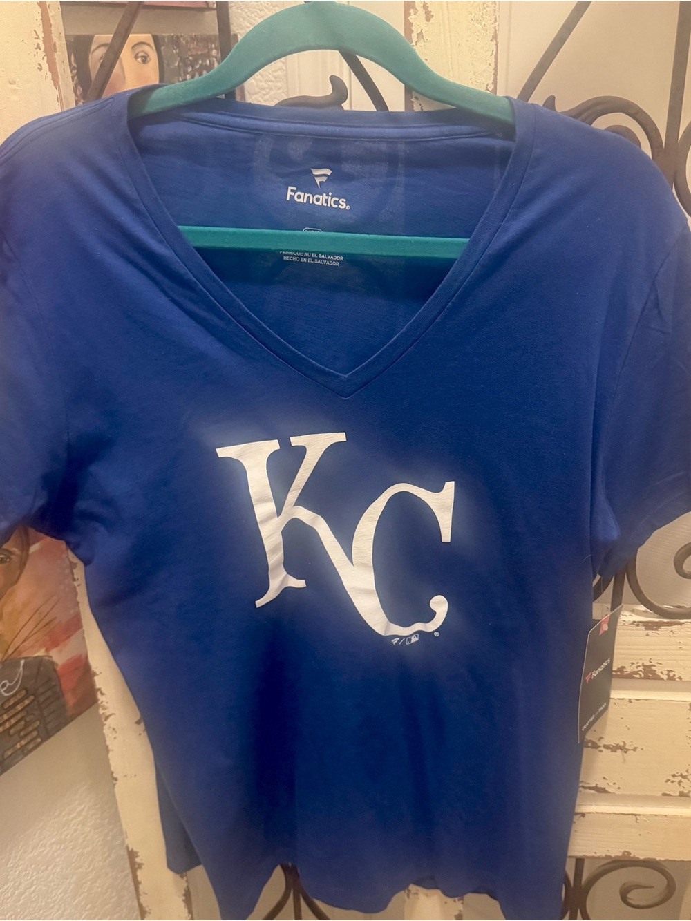 Fanatics Royal Blue V-Neck Tee with White KC Logo. NWOT
